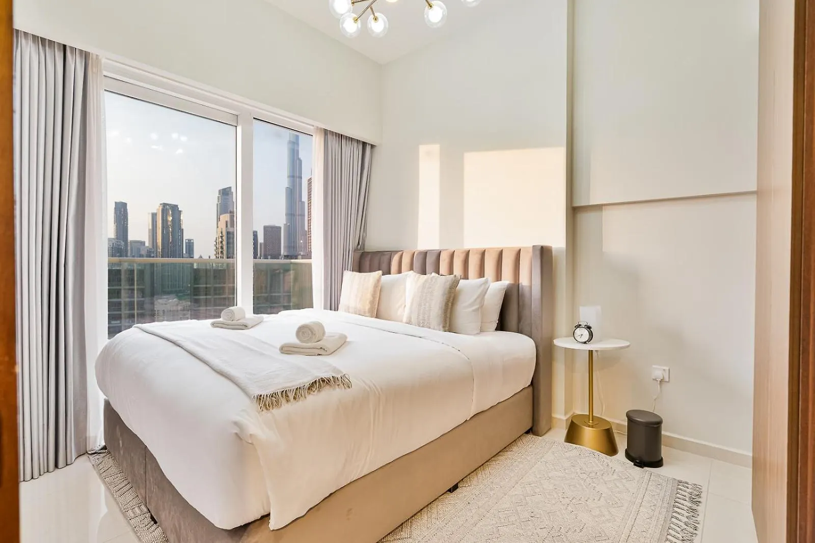 Amazing 1Br Apt With Burj Khalifa Views location